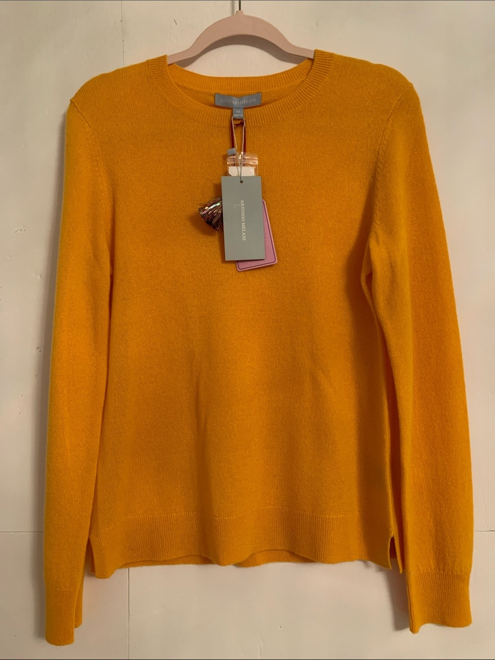 NWT ANTONIO MELANI Cashmere Women's Crew Neck Sweater in Golden Glow Size M